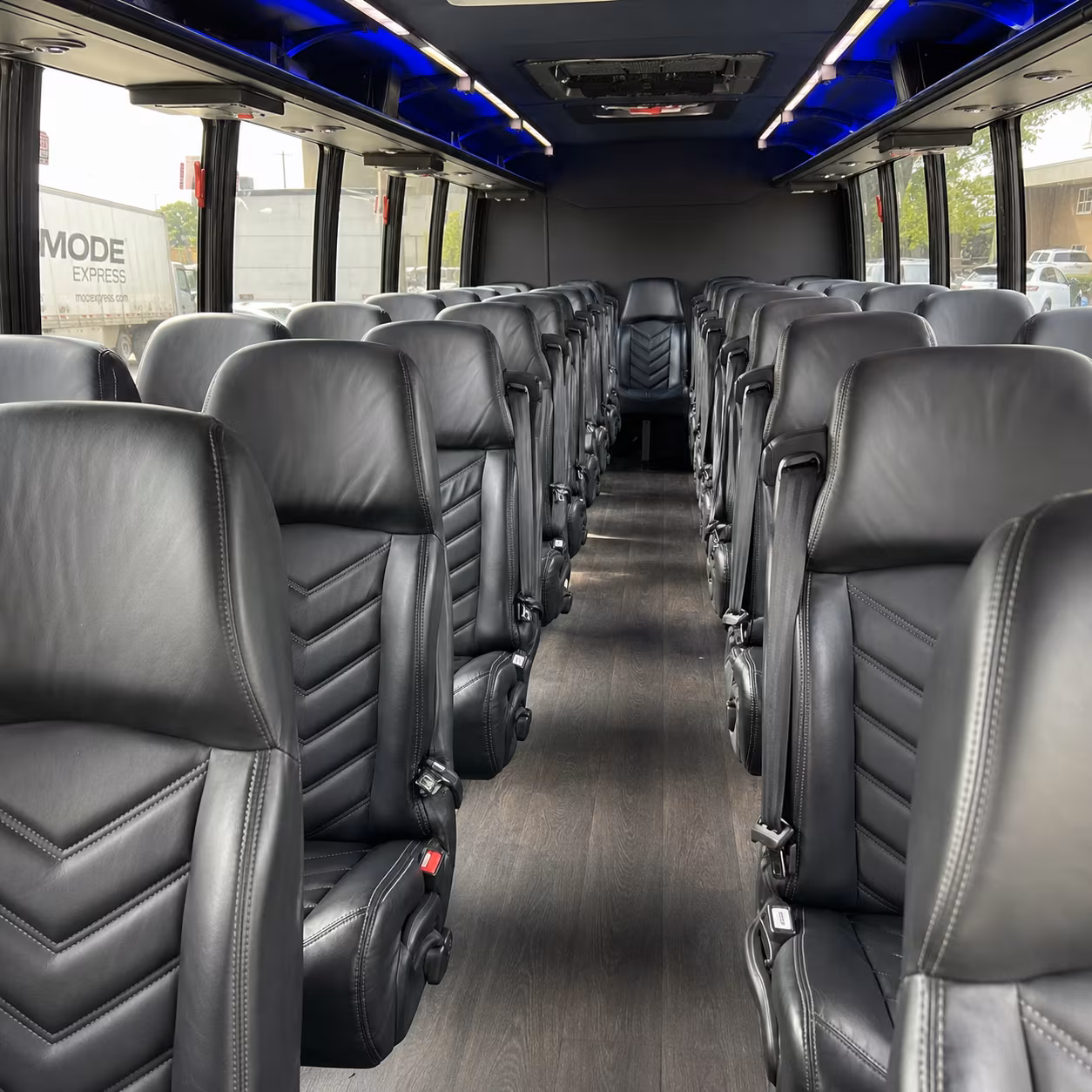 guest shuttles to savoir on central and wedding venues around st petersburg